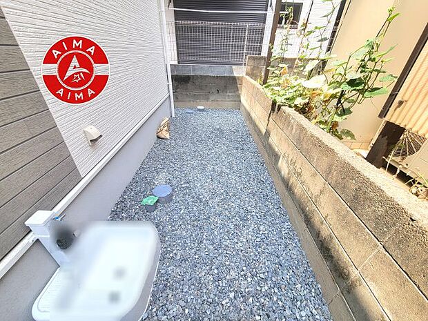 【外観】お庭で自由な時間を過ごせます。