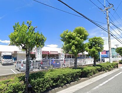 マックスバリュエクスプレス上白水店 徒歩675m