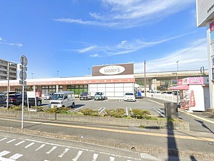 マミーズ太宰府西店 徒歩697m