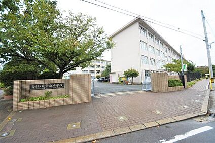 福岡市立筑紫丘中学校 徒歩1621m
