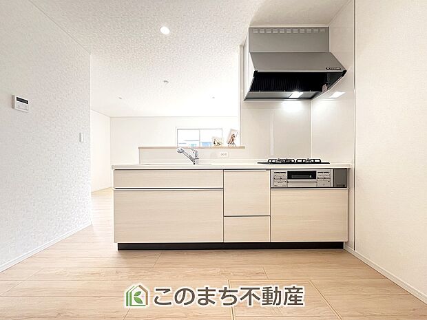同社施工物件写真。※建具やフローリング、その他仕様が異なる場合がございます。