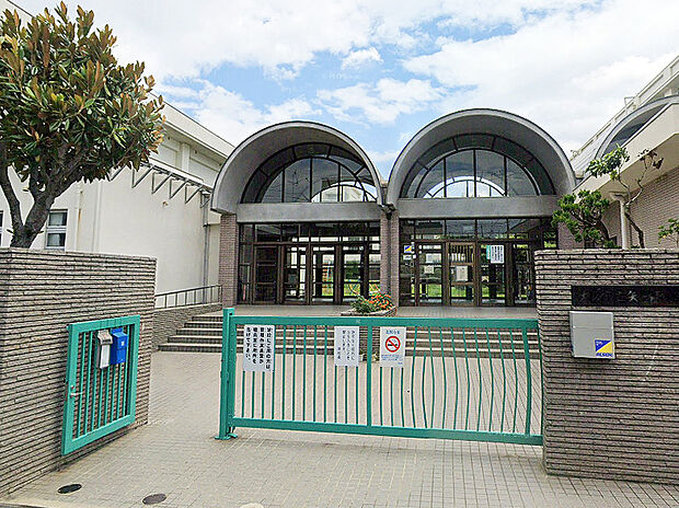 矢田東小学校(約400m)