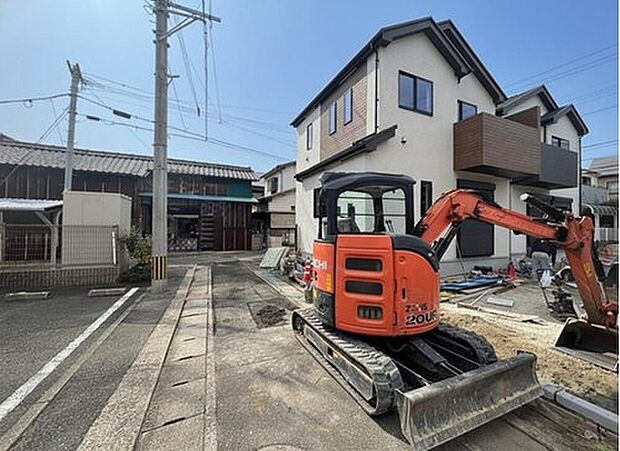 住人以外の車の進入も少なく、小さなお子様を持つご家庭にも安心です。落ち着いた住宅地内で快適な生活を実現してみませんか♪