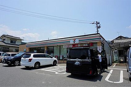 セブンイレブン福岡早良2丁目店 1400m(18分)