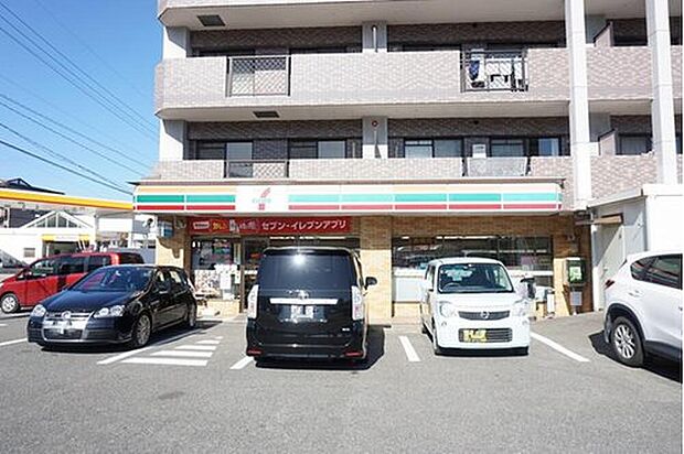 セブンイレブン福岡東油山店（約123m）