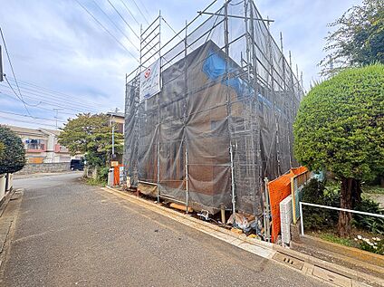 南西側から撮影した現地