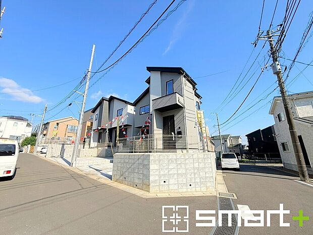 ～お問合せはお気軽に～
・お仕事帰りの遅い時間や短時間のご案内、不動産会社に休みの多い水曜日などでもご対応可能です。
・ぜひお気軽にお問合せくださいませ。お待ちしております！（１号棟）