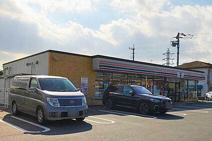 セブンイレブン柏豊住3丁目店 450m