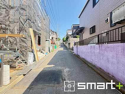 ～十分な広さのある前面道路～