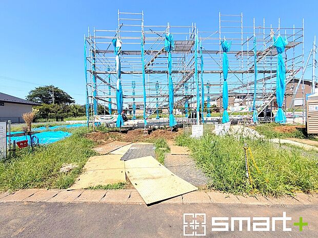 【~資金計画もお任せください~】・ご見学はもちろん、住宅ローンなど資金面のご相談だけでもお気軽にどうぞ。
・プロのアドバイザーがお客様にとって最適なプランをご提案させていただきます。
(E号棟)