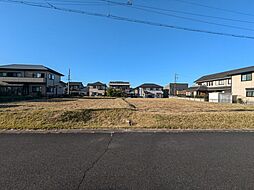 三重県伊賀市ゆめが丘三丁目１８番１５　他
