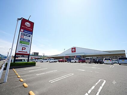 マツゲン岩出中黒店 2.1km(車で約5分)