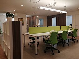 株式会社ダイムラー・オキナワ