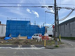 北海道札幌市白石区菊水元町2条1-7