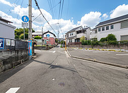 兵庫県川西市萩原2丁目