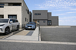 愛知県豊明市二村台2-13-27、29