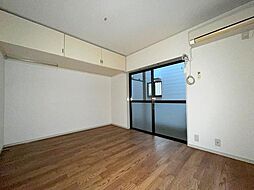 ホワイトハウスA棟 2階1Kのリビング/ダイニング