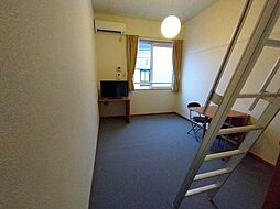 レオパレス世田谷 2階1Kのリビング/ダイニング