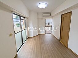 シャトレー深沢 2階1LDKのリビング/ダイニング