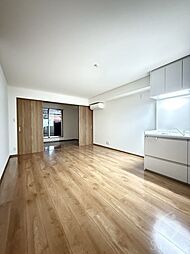 カーサ・フェリーチェ丸太町 2階1LDKのリビング/ダイニング