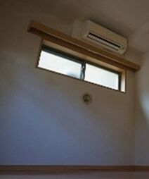 コリーヌ学芸大学弐番館 1階ワンルームのリビング/ダイニング