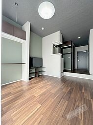 ジーイーオンズ 1FA 1階1LDKのリビング/ダイニング