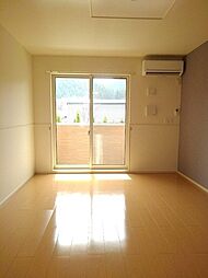 プリモ　ファーレ 1階1LDKのリビング/ダイニング