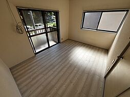 ニュータウンハウス 203 2階1Kのリビング/ダイニング