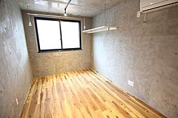 WING RICCO 1階ワンルームのリビング/ダイニング