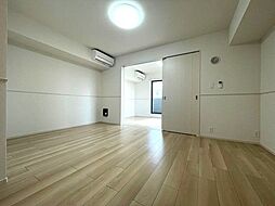 メゾンドエフ 2階1LDKのリビング/ダイニング