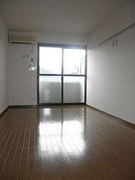 T・ハウス 2階1Kのリビング/ダイニング