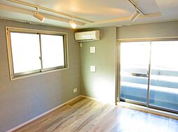 blue palette中野新井 3階1Kのリビング/ダイニング