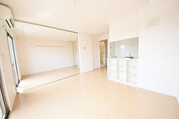 ブレンド下九沢 2階2LDKのリビング/ダイニング