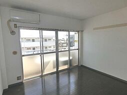 ジュエリーコートＢ 3階1Kのリビング/ダイニング