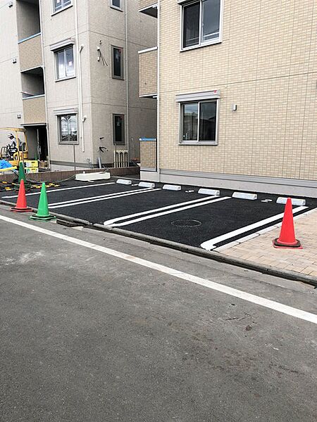 D-room西平山B棟