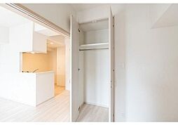 コンフォリア・リヴ板橋 8階2SLDKのリビング/ダイニング