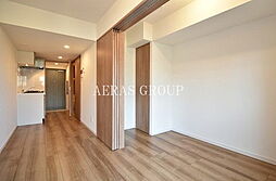 ハーモニーレジデンス中野坂上 401 4階1DKのリビング/ダイニング