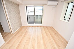 シャーメゾン　Cozy　Forest 205 2階1LDKのリビング/ダイニング