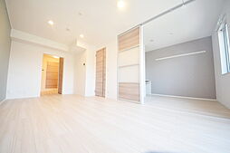 ロゼ清新 101 1階1LDKのリビング/ダイニング