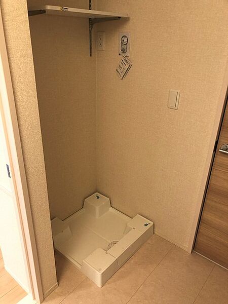 D-room西平山B棟