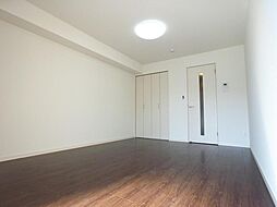 リブリ・袖ヶ浦 2階1Kのリビング/ダイニング