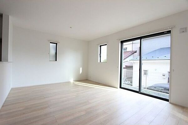 detached 東京都武蔵村山市中央４丁目

地図を見る