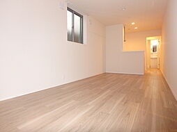 ｖｉｓｓｌａ 3階ワンルームのリビング/ダイニング