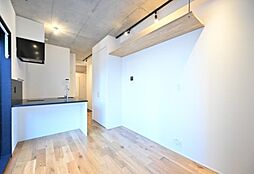 ｔｒｉａｓ129 401 4階ワンルームのリビング/ダイニング