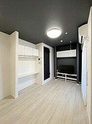 エヌエムスワサントトゥレーズ 1FB