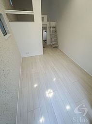 阪急宝塚本線 池田駅 徒歩13分の賃貸アパート 2階1Kのリビング/ダイニング