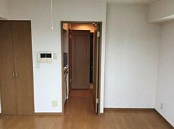 クレアシオン市ヶ谷西 2階1Kのリビング/ダイニング