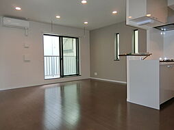 ラールゴ清水 103 1階2LDKのリビング/ダイニング