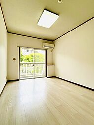 ヒルサイドビル3 205 2階ワンルームのリビング/ダイニング