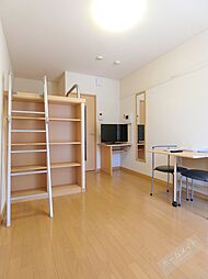 レオパレスレグルス八幡 106 1階1Kのリビング/ダイニング